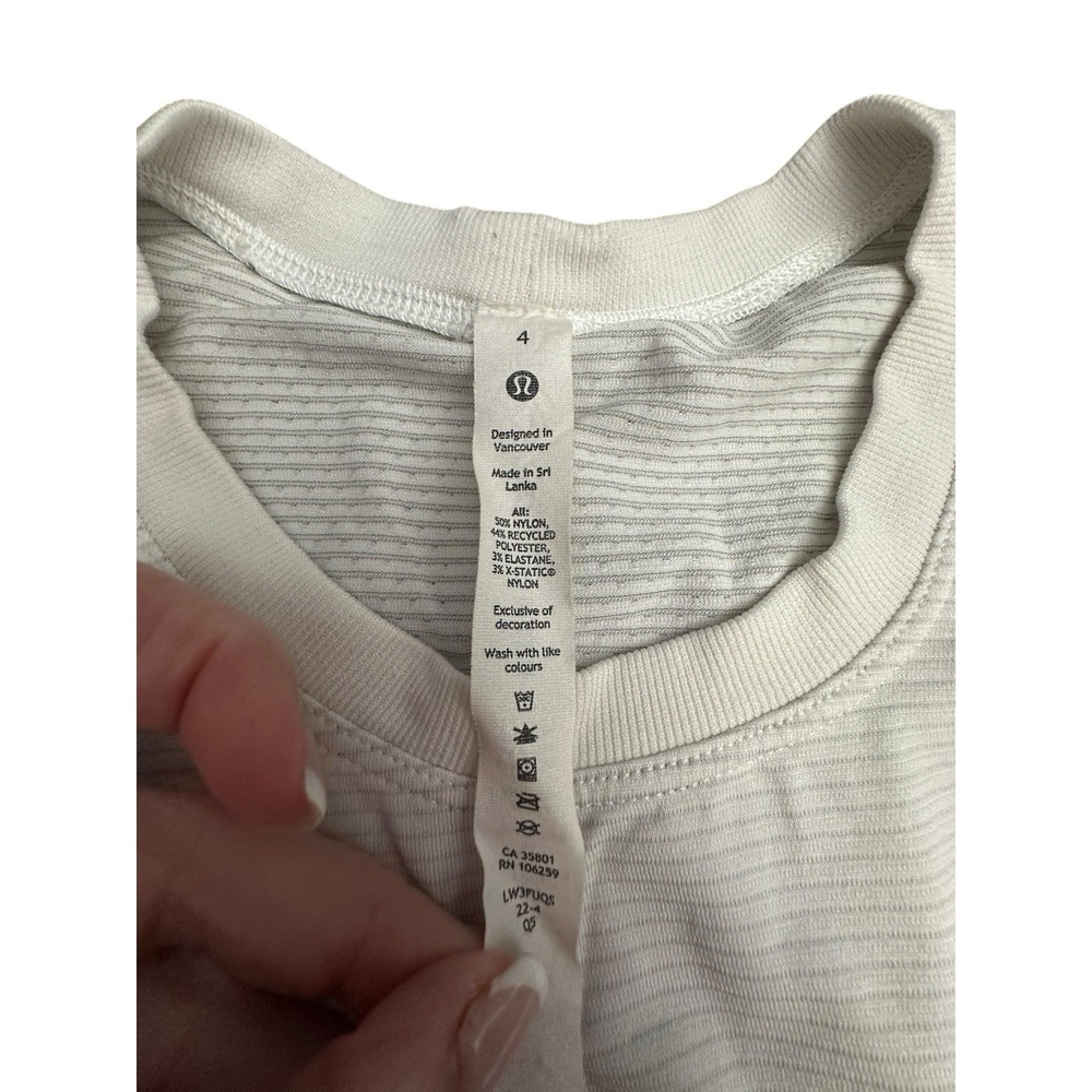 Lululemon Swiftly Womens Size 4 White Top Tech Long Sleeve Activewear #FF1-5 - Picture 2 of 7